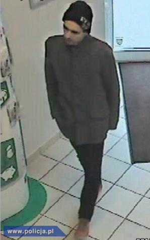 To on obciął kobiecie głowę i podpalił ciało? Policja szuka Kajetana P.